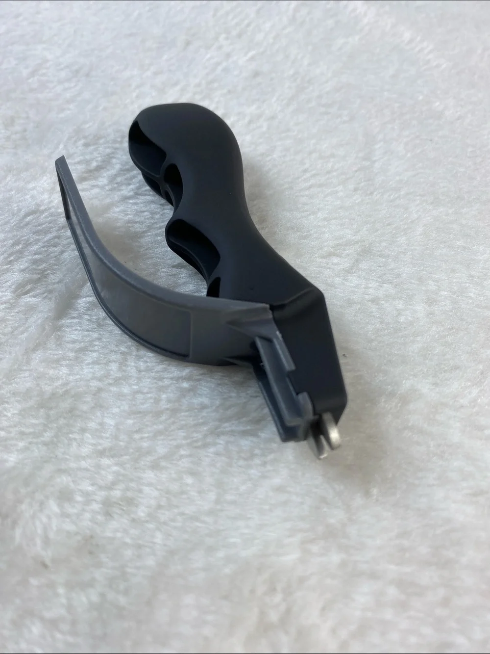 Black Knife Sharpener - Compact Handheld Sharpener